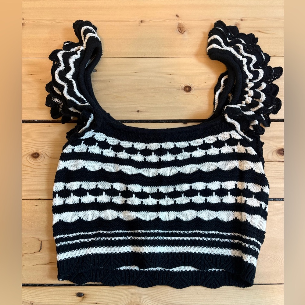 H&M Black and White Ruffle-Trim Knit Crop Top